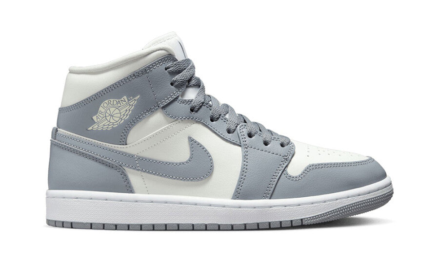 Nike Air Jordan 1 Mid 'Stealth' – authentic sneaker, photo 2