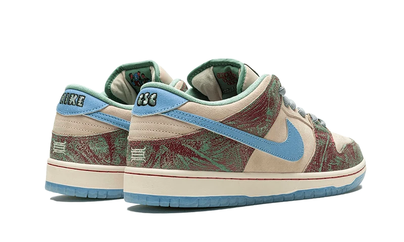 Nike SB Dunk Low 'Crenshaw Skate Club' – authentic sneaker, photo 3