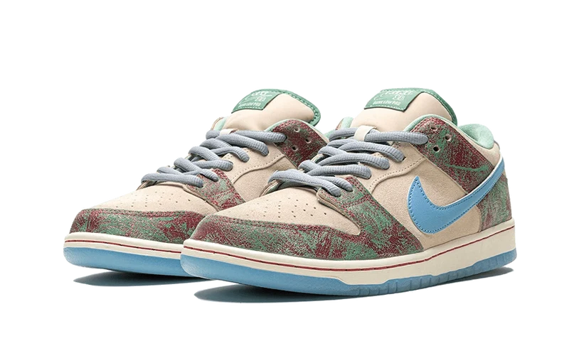 Nike SB Dunk Low 'Crenshaw Skate Club' – authentic sneaker, photo 2